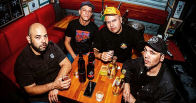 Livremente Sounds mistura influências do reggae e do rock no single “Solaris”