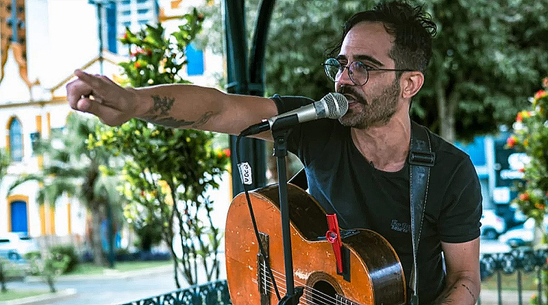 Entre o Bolero e o Gipsy Punk: V3SP3RO lança hino antirromântico